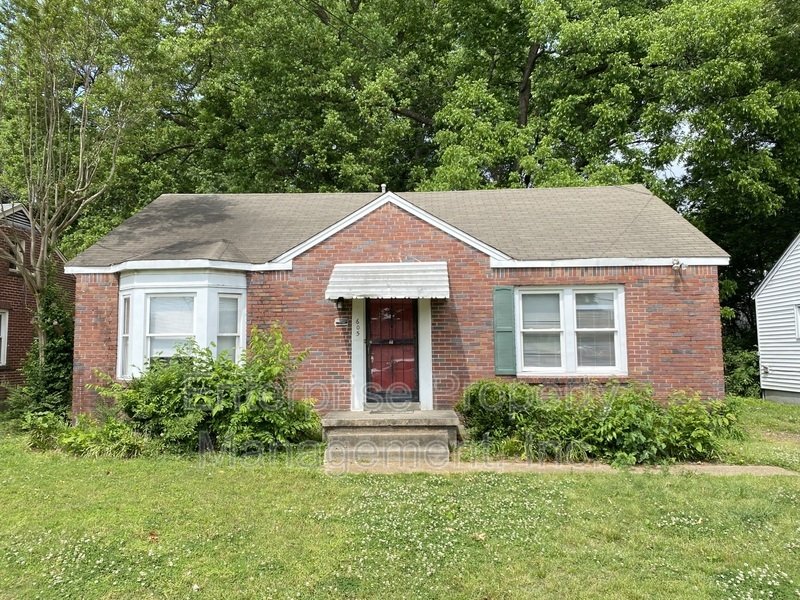 605 Houston St. property image