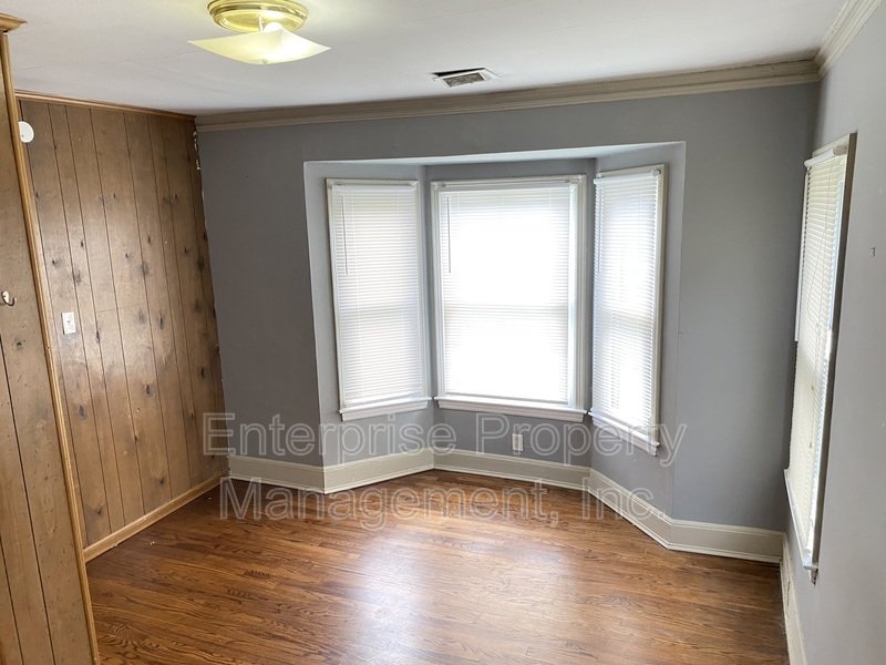 605 Houston St. property image
