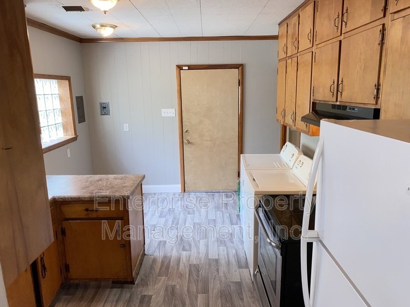 605 Houston St. property image