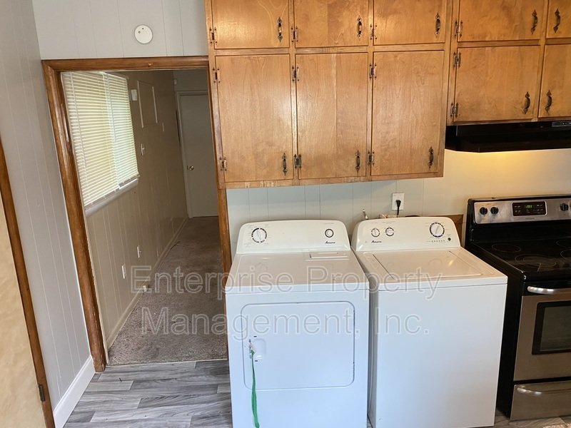 605 Houston St. property image