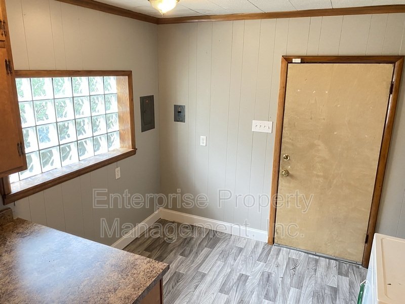 605 Houston St. property image