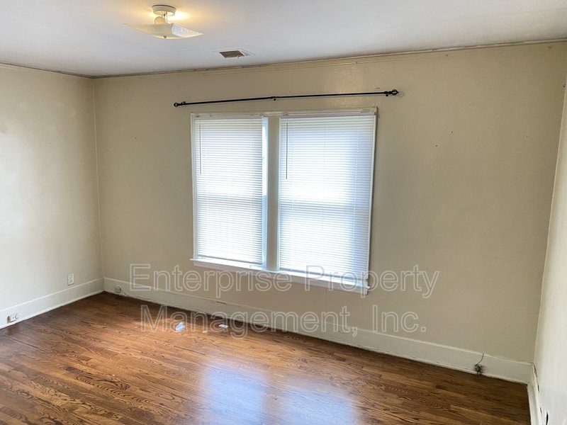 605 Houston St. property image