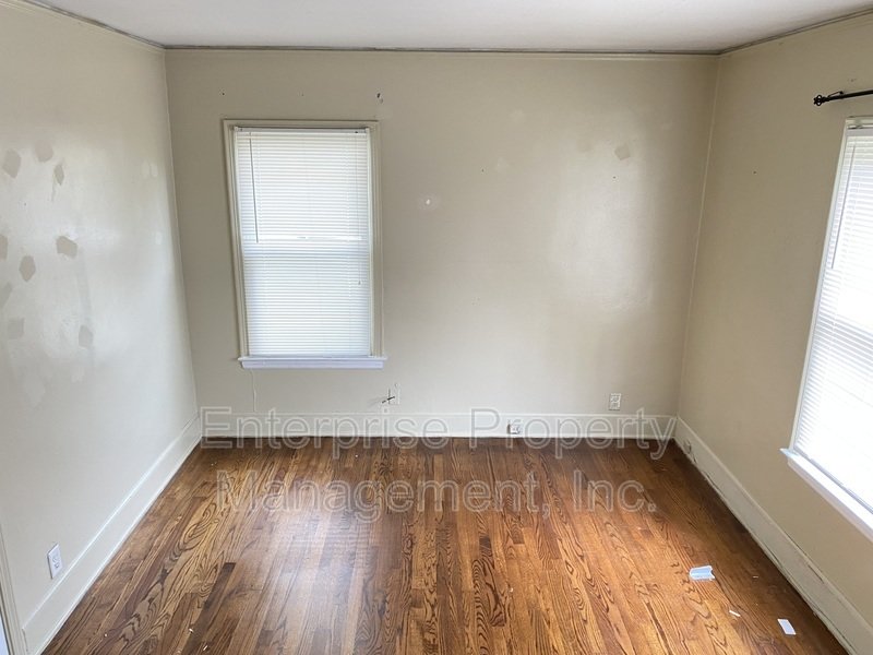 605 Houston St. property image