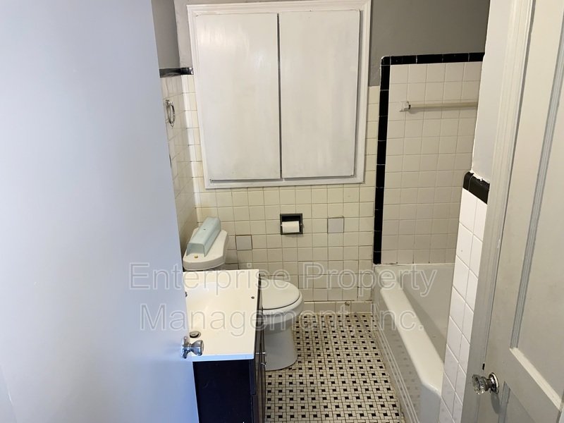 605 Houston St. property image