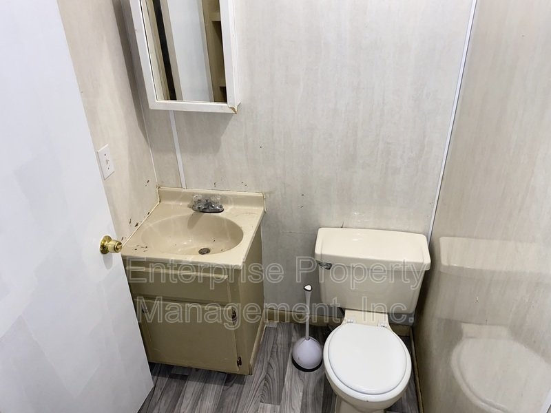 605 Houston St. property image