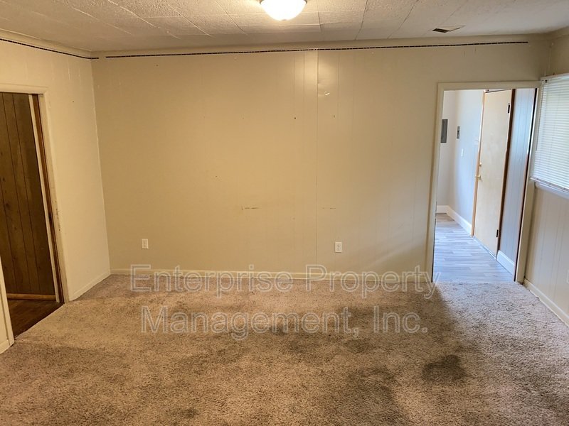 605 Houston St. property image