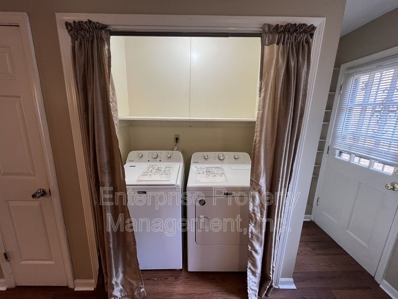 Open property image