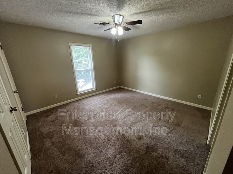 Open property image