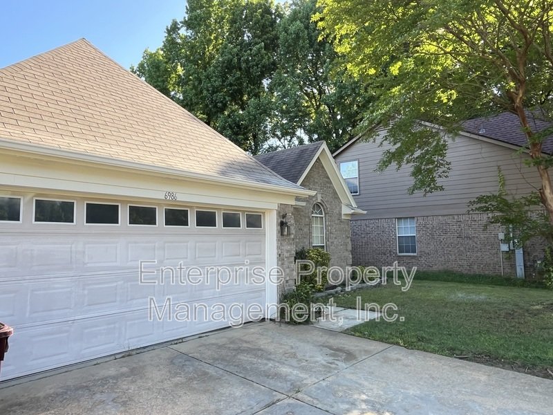 Bright property image