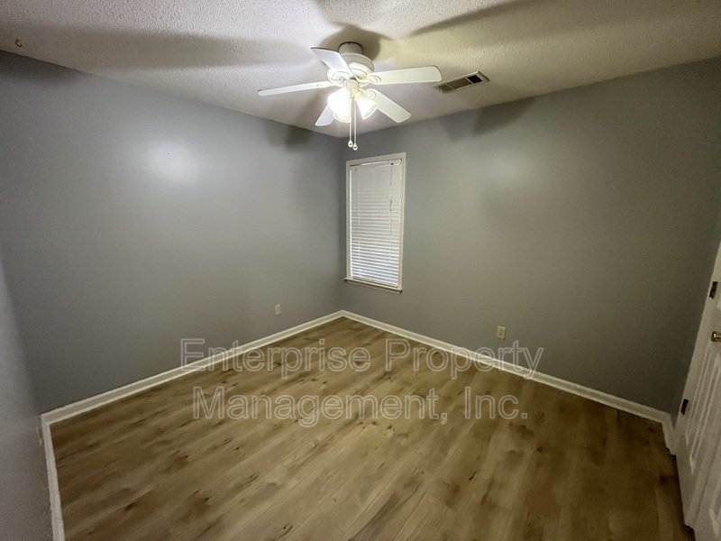 Bright property image
