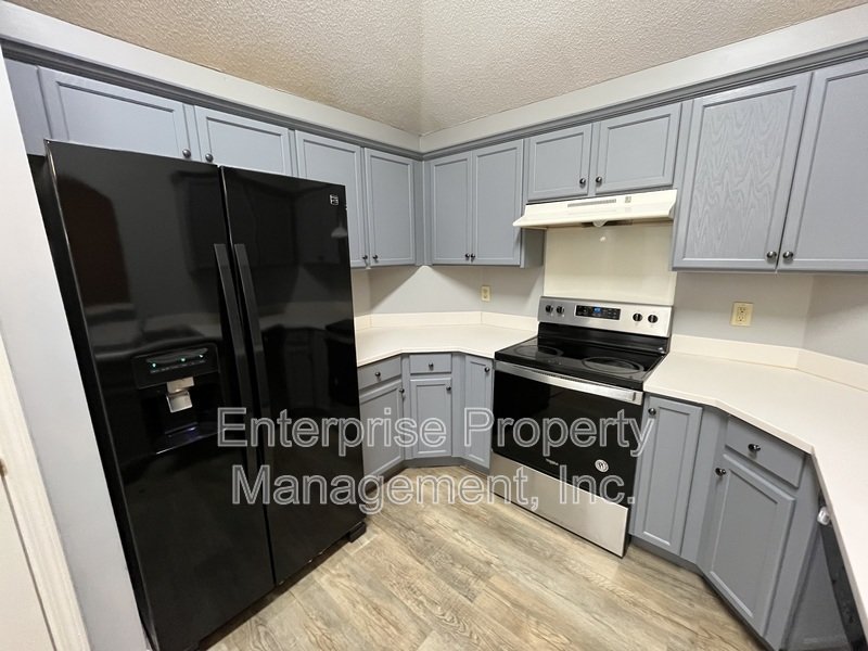 Bright property image