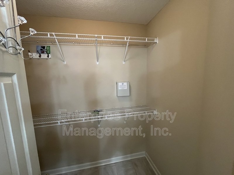 Bright property image