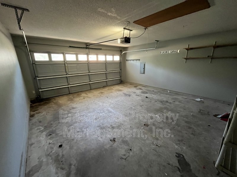 Bright property image