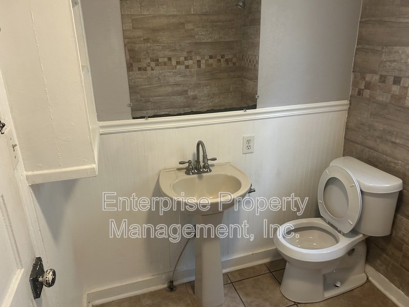 Bright property image