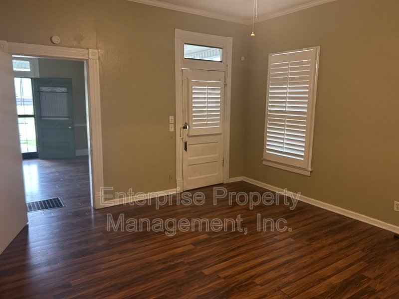 Bright property image