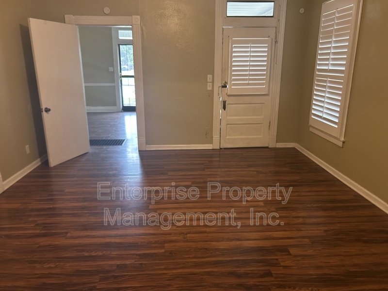 Bright property image