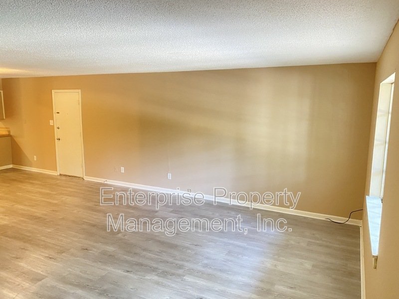 Open property image