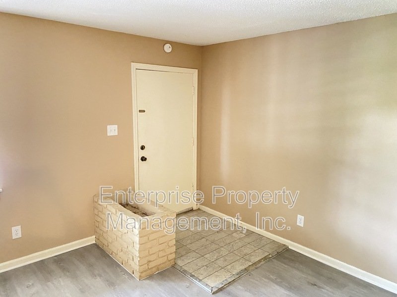 Open property image