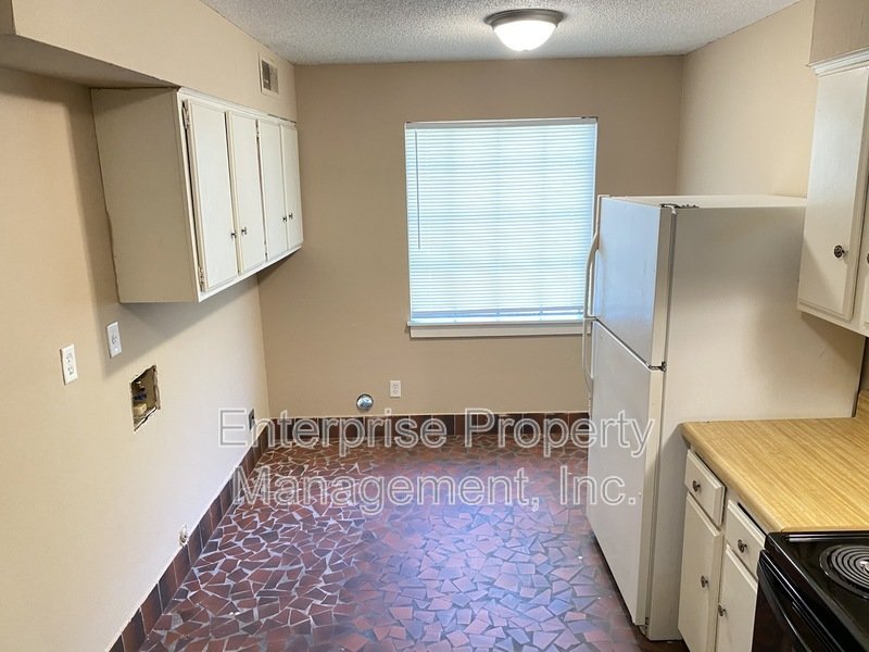 Open property image