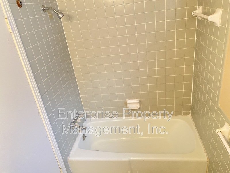 Open property image