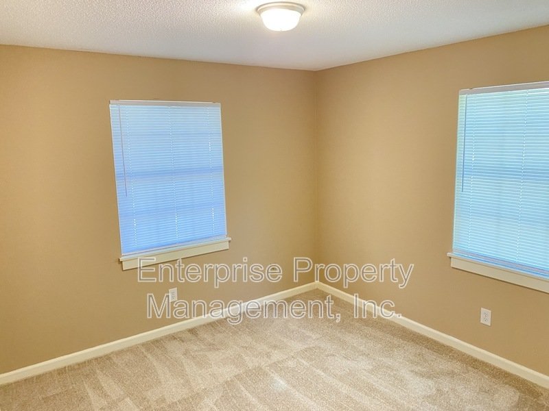 Open property image