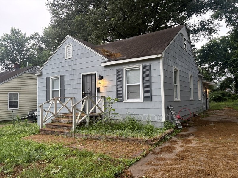 Charming property image