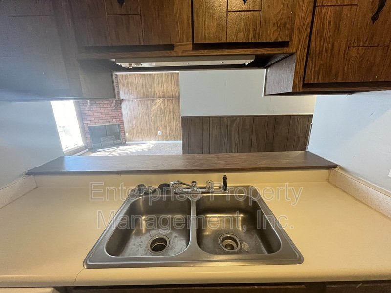 Open property image