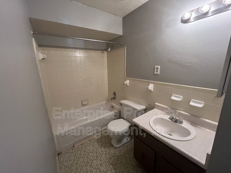 Open property image