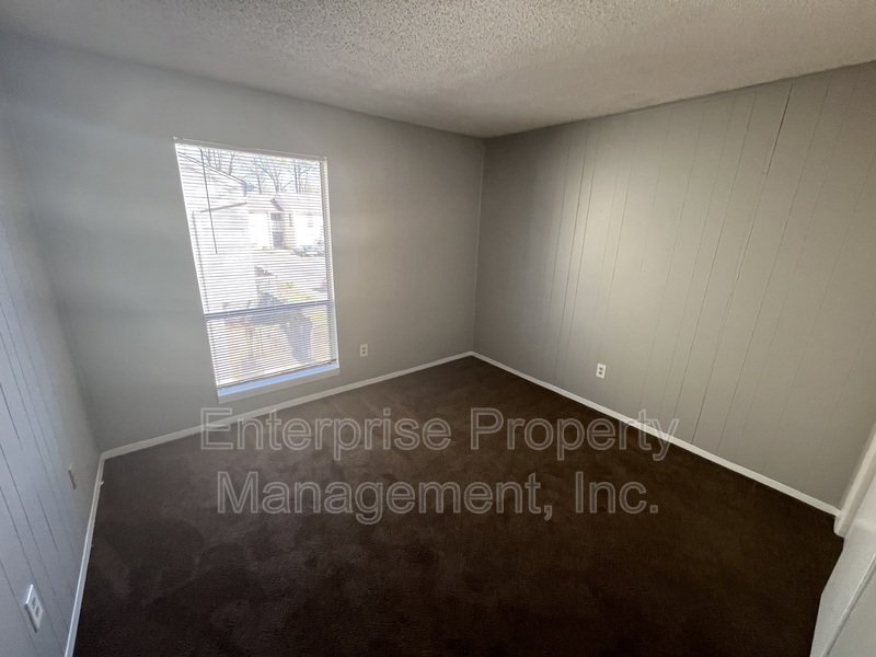Open property image