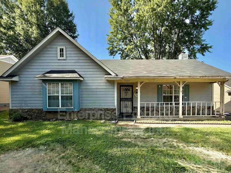 4569 Columbia Woods Ln property image