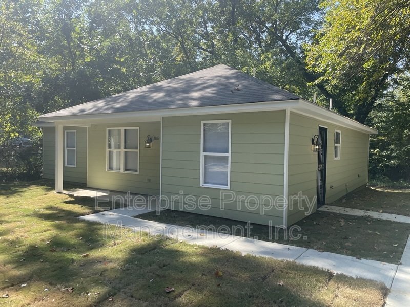 3187 E Shirley Circle property image