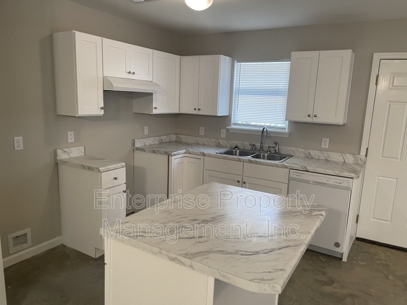 3187 E Shirley Circle property image