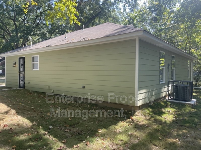 3187 E Shirley Circle property image