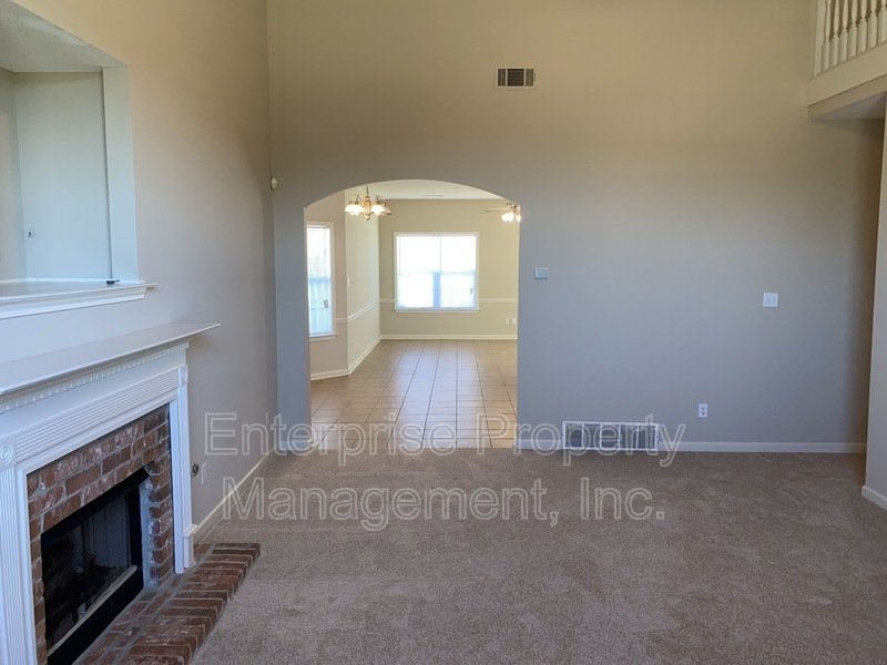 Bright property image