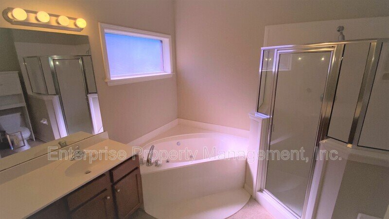 Bright property image