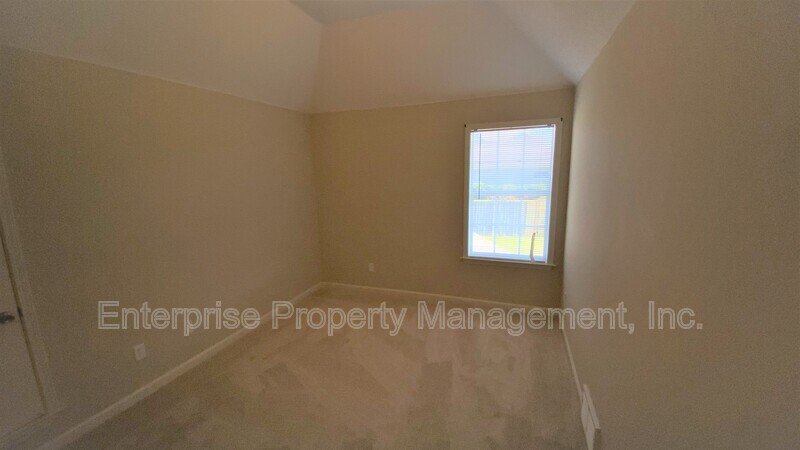 Bright property image