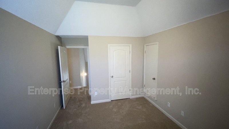 Bright property image