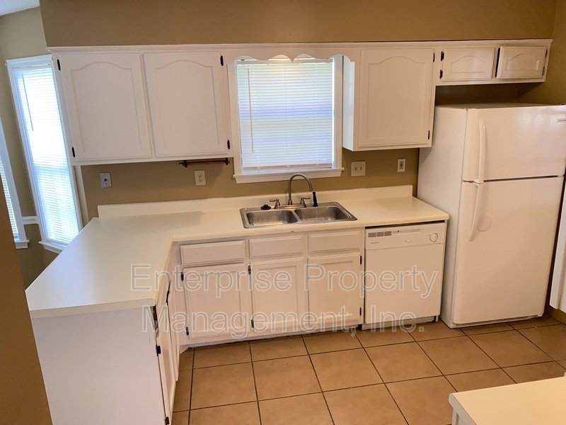 Bright property image