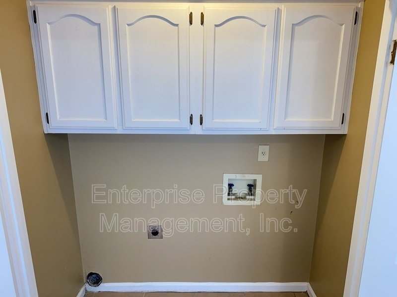 Bright property image