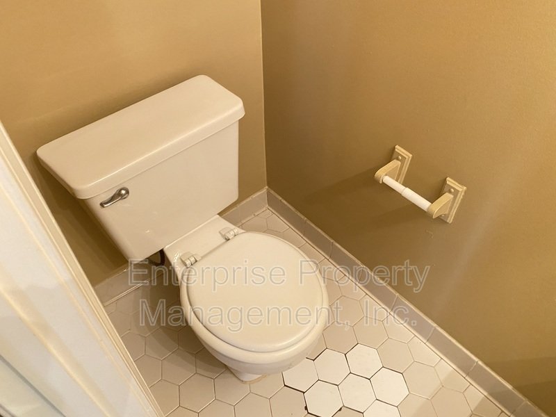 Bright property image