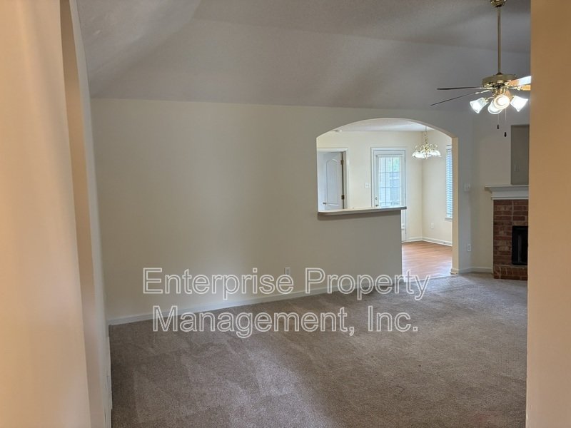 Bright property image