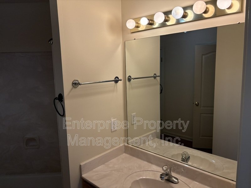 Bright property image