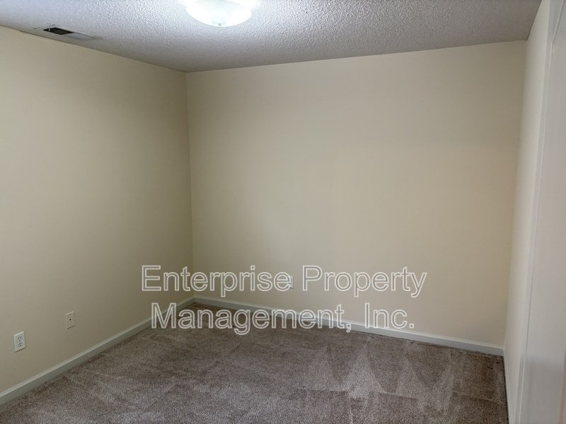 Bright property image