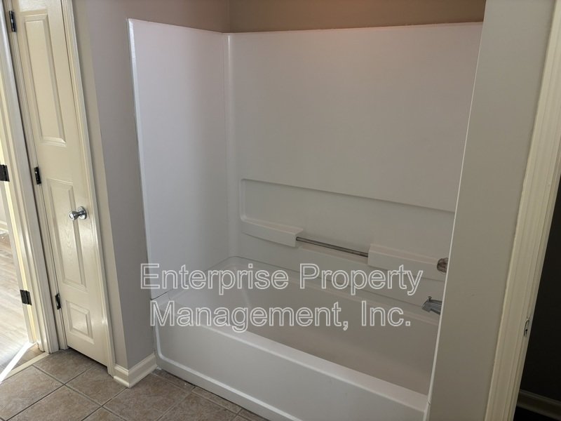 Bright property image