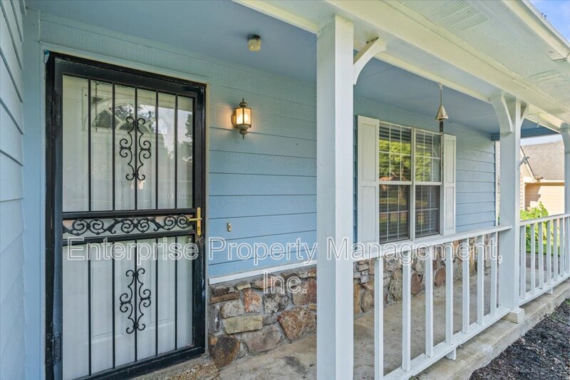 4569 Columbia Woods Ln property image
