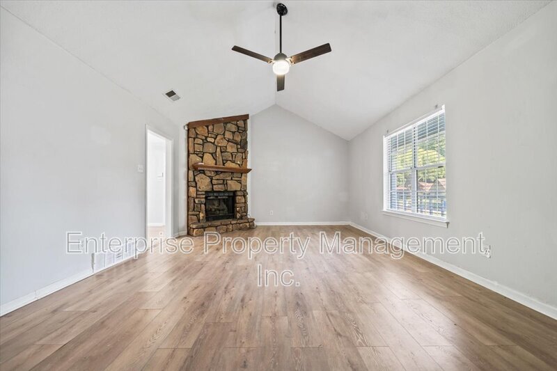 4569 Columbia Woods Ln property image