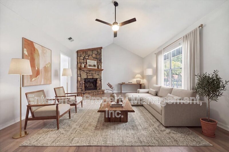 4569 Columbia Woods Ln property image