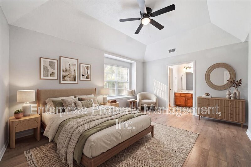 4569 Columbia Woods Ln property image
