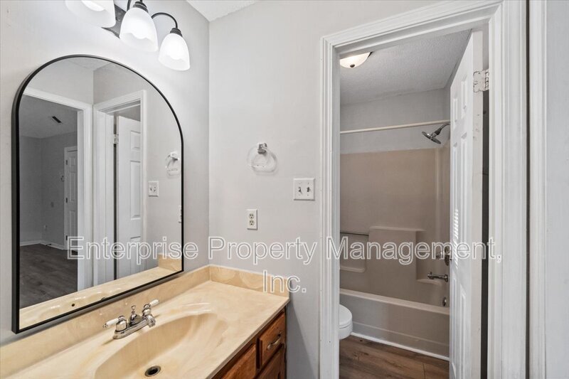 4569 Columbia Woods Ln property image