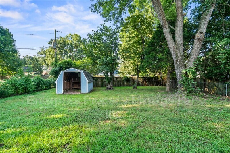 4569 Columbia Woods Ln property image